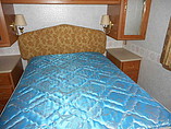 1999 Winnebago Adventurer Photo #14
