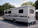 1996 Winnebago Adventurer Photo #6