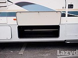 1996 Winnebago Adventurer Photo #11