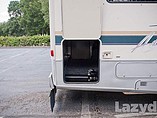 1996 Winnebago Adventurer Photo #12