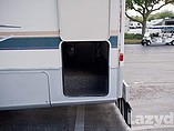 1996 Winnebago Adventurer Photo #13
