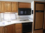 1999 Winnebago Adventurer Photo #12