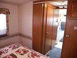 1999 Winnebago Adventurer Photo #21
