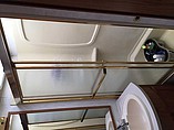 1999 Winnebago Adventurer Photo #8
