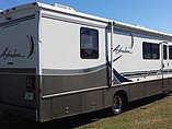 1997 Winnebago Adventurer Photo #6