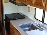 1997 Winnebago Adventurer Photo #21