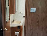 1997 Winnebago Adventurer Photo #22
