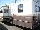 1997 Winnebago Adventurer Photo #3