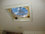 1997 Winnebago Adventurer Photo #20