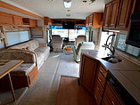 2001 Winnebago Adventurer Photo #17