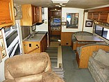 1998 Winnebago Adventurer Photo #9