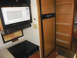 1998 Winnebago Adventurer Photo #16