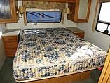 1998 Winnebago Adventurer Photo #19