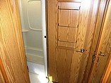 1998 Winnebago Adventurer Photo #23