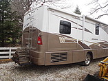 2005 Winnebago Adventurer Photo #4