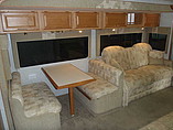 2005 Winnebago Adventurer Photo #14