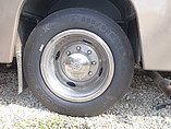 2005 Winnebago Adventurer Photo #29