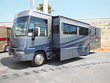 2005 Winnebago Adventurer Photo #2
