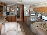 2005 Winnebago Adventurer Photo #2