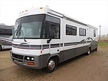 1999 Winnebago Adventurer Photo #5