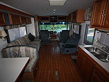 1999 Winnebago Adventurer Photo #2