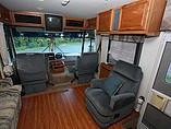 1999 Winnebago Adventurer Photo #18