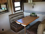 2008 Winnebago Adventurer Photo #3