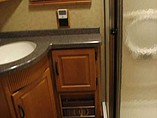 2008 Winnebago Adventurer Photo #5