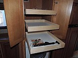 2011 Winnebago Adventurer Photo #28
