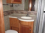 2013 Winnebago Adventurer Photo #13