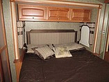 2013 Winnebago Adventurer Photo #16