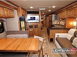 2015 Winnebago Adventurer Photo #4