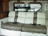 2015 Winnebago Adventurer Photo #11