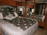 2015 Winnebago Adventurer Photo #4