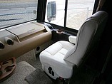 2015 Winnebago Adventurer Photo #11