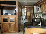 2015 Winnebago Adventurer Photo #4