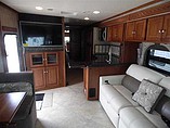 2015 Winnebago Adventurer Photo #2