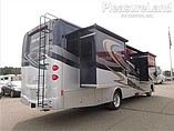 2015 Winnebago Adventurer Photo #4