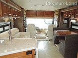 2015 Winnebago Adventurer Photo #8