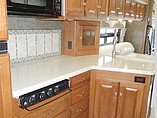 2015 Winnebago Adventurer Photo #12