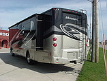 2016 Winnebago Adventurer Photo #4