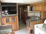 2016 Winnebago Adventurer Photo #8
