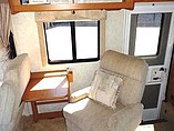 2000 Winnebago Adventurer Photo #14