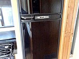 2000 Winnebago Adventurer Photo #26