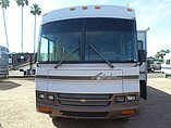 2000 Winnebago Adventurer Photo #2