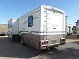 2000 Winnebago Adventurer Photo #6
