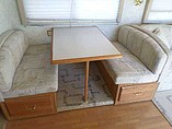 2000 Winnebago Adventurer Photo #8