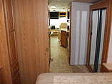 2001 Winnebago Adventurer Photo #3