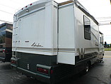 2002 Winnebago Adventurer Photo #3
