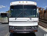 2002 Winnebago Adventurer Photo #2